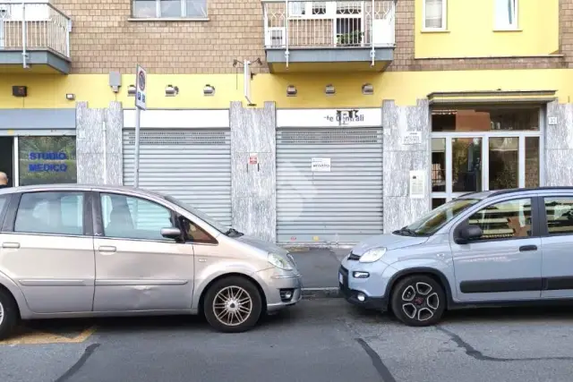 Geschäft in Via Berino 33, Torino - Foto 1