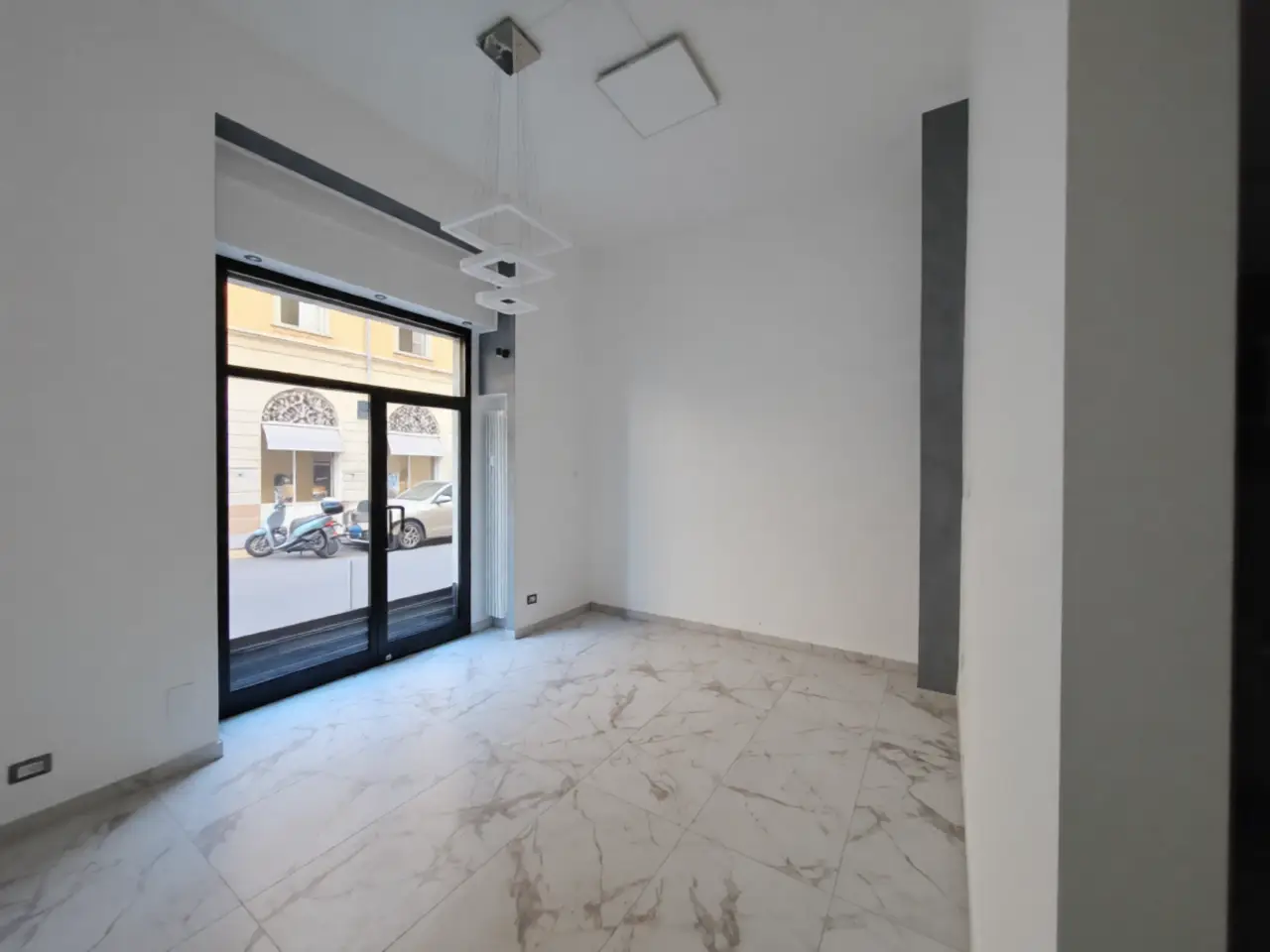 Negozio in Via Gaetano Donizetti, Milano, {3} - Foto 2