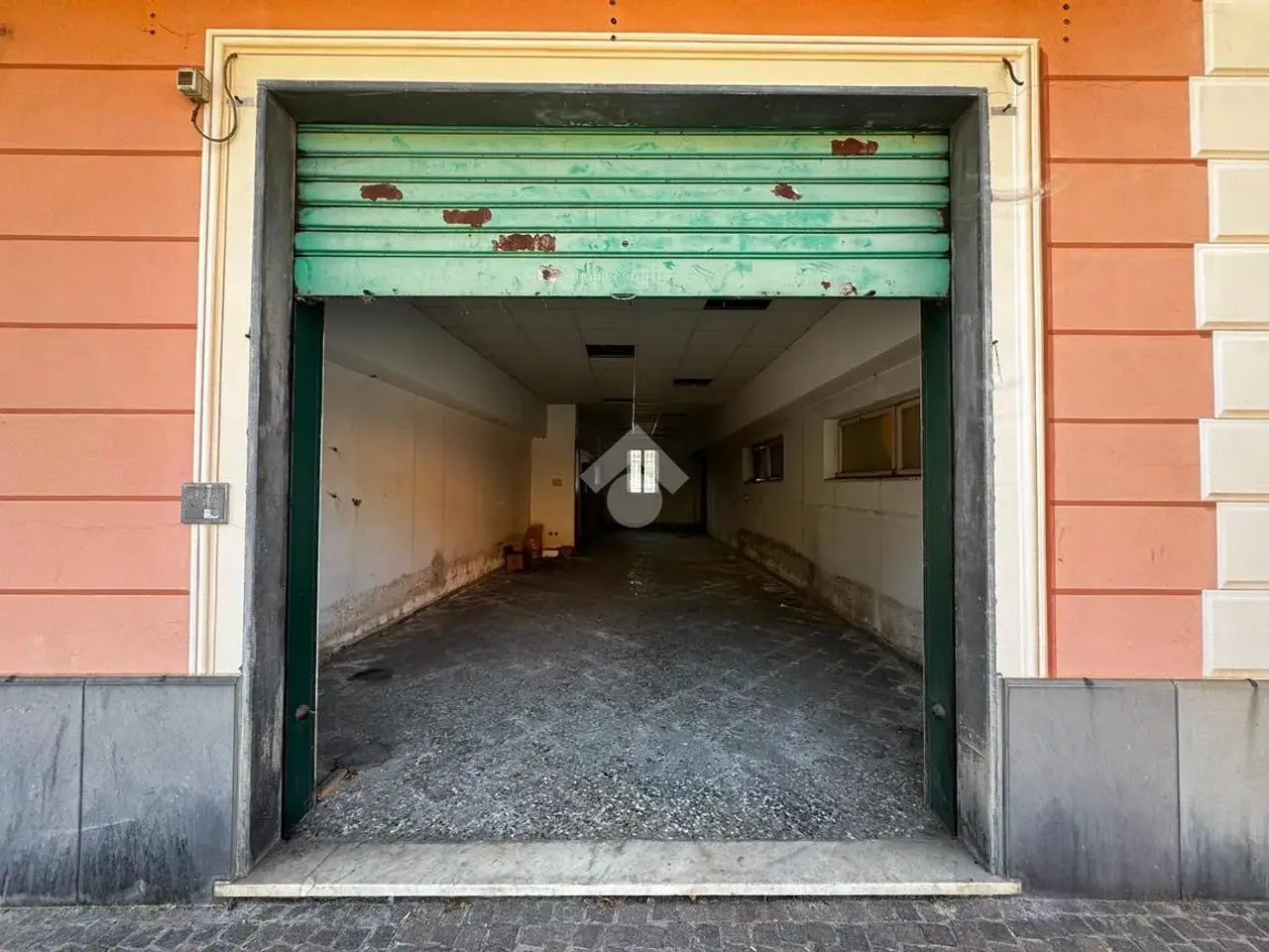 Magazzino in Via Divisione Coduri, Cogorno, {3} - Foto 1