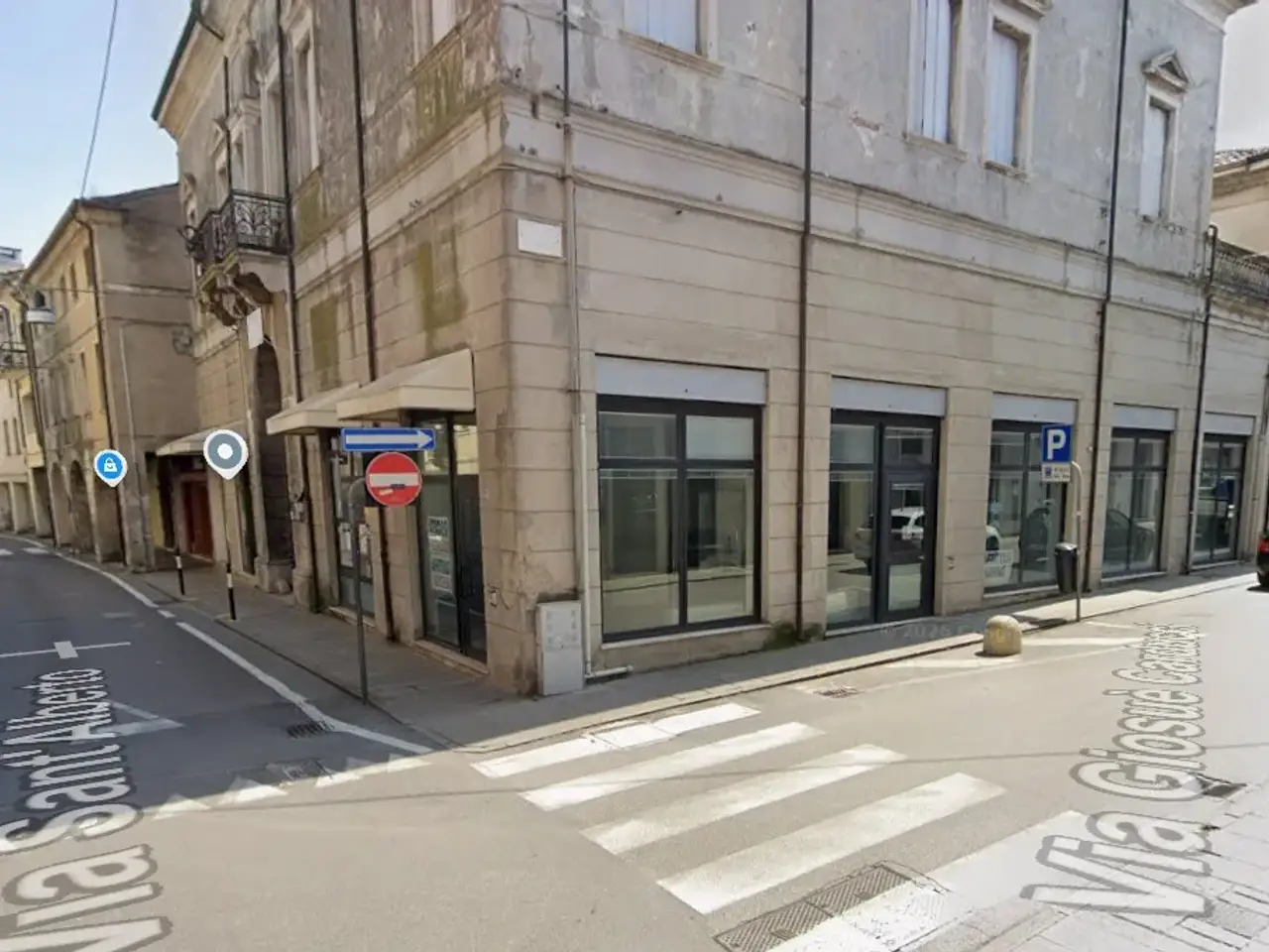 Esercizio commerciale in , Badia Polesine, {3} - Foto 1