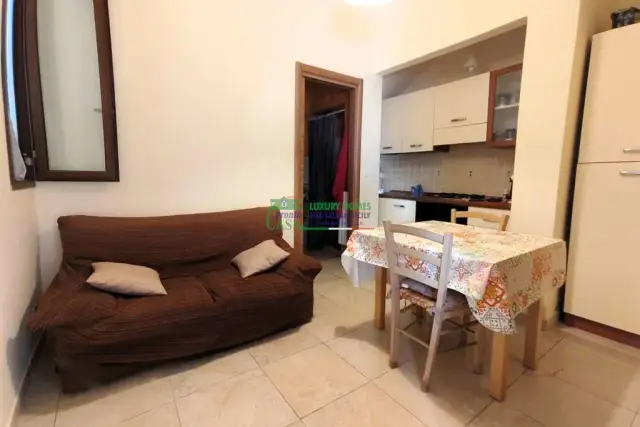 2-room flat in {3}, - Photo 1