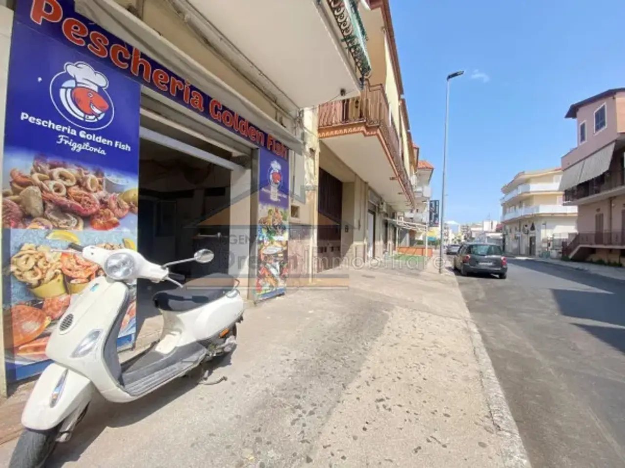 Negozio in Via Innamorati, Giugliano In Campania, {3} - Foto 1