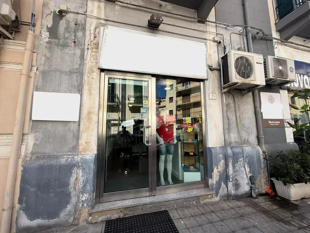 Magazzino in Via Domenico Muratori 27, Reggio Calabria, {3} - Foto 1