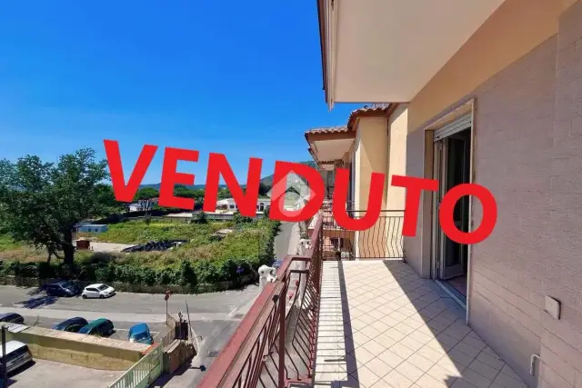 3-room flat in Via Vecchia delle Vigne 44, Pozzuoli - Photo 1