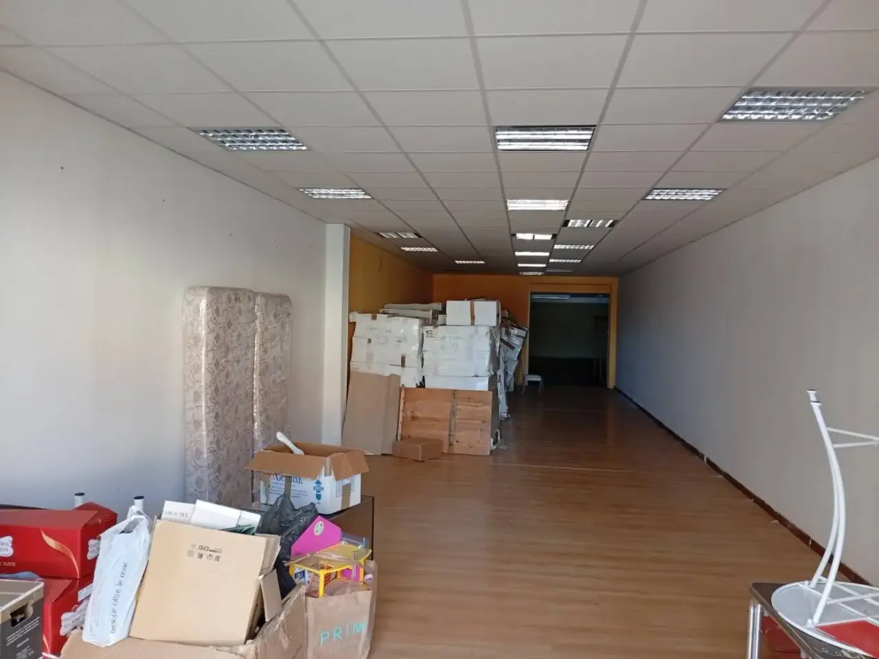 Negozio in Via Dante Alighieri 99, Vibo Valentia, {3} - Foto 2