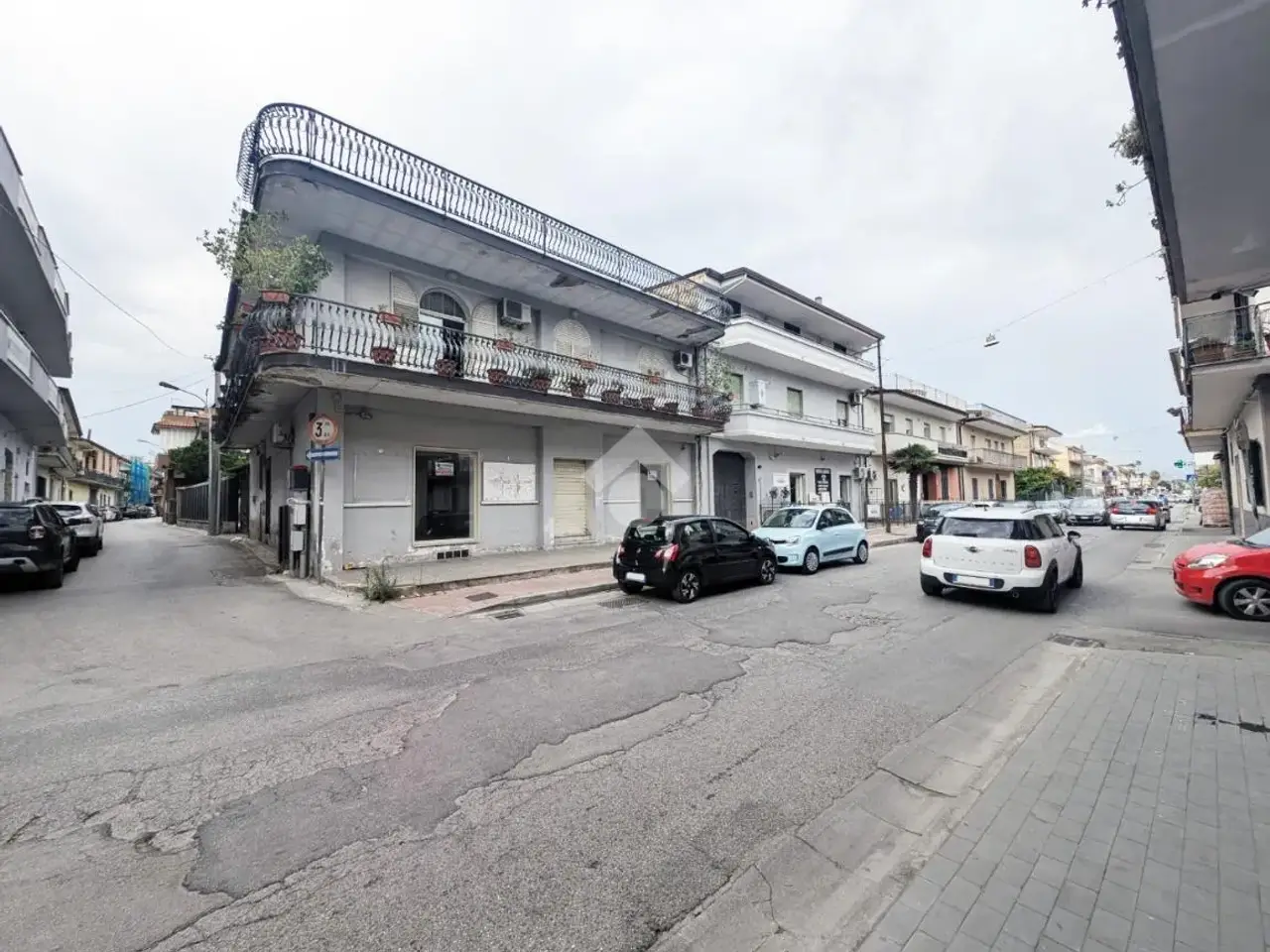 Negozio in Via Raffaele Musone 90, Capodrise, {3} - Foto 2