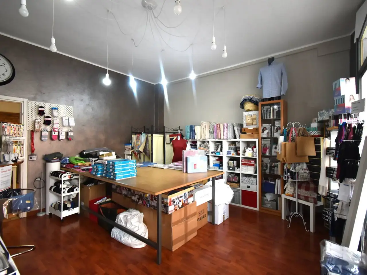 Negozio in Via San Gervasio 4, Bernareggio, {3} - Foto 2
