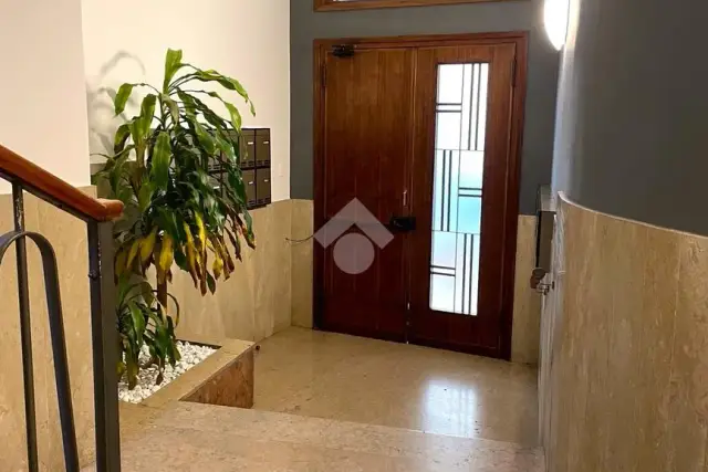 3-room flat in {3}, Piazza Pio X 1 - Photo 1