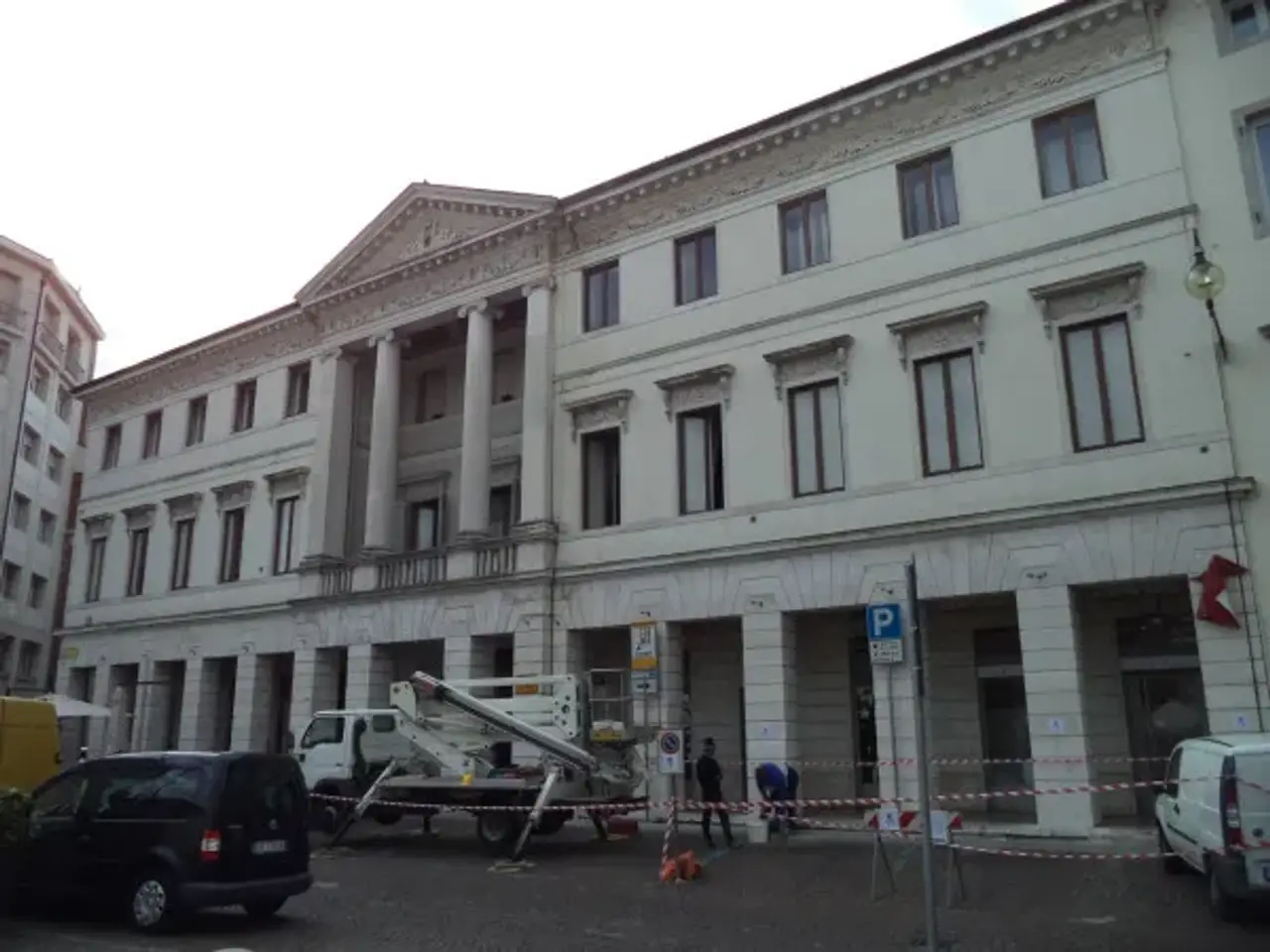 Ufficio in Piazza 20 Settembre 1871, Udine, {3} - Foto 1