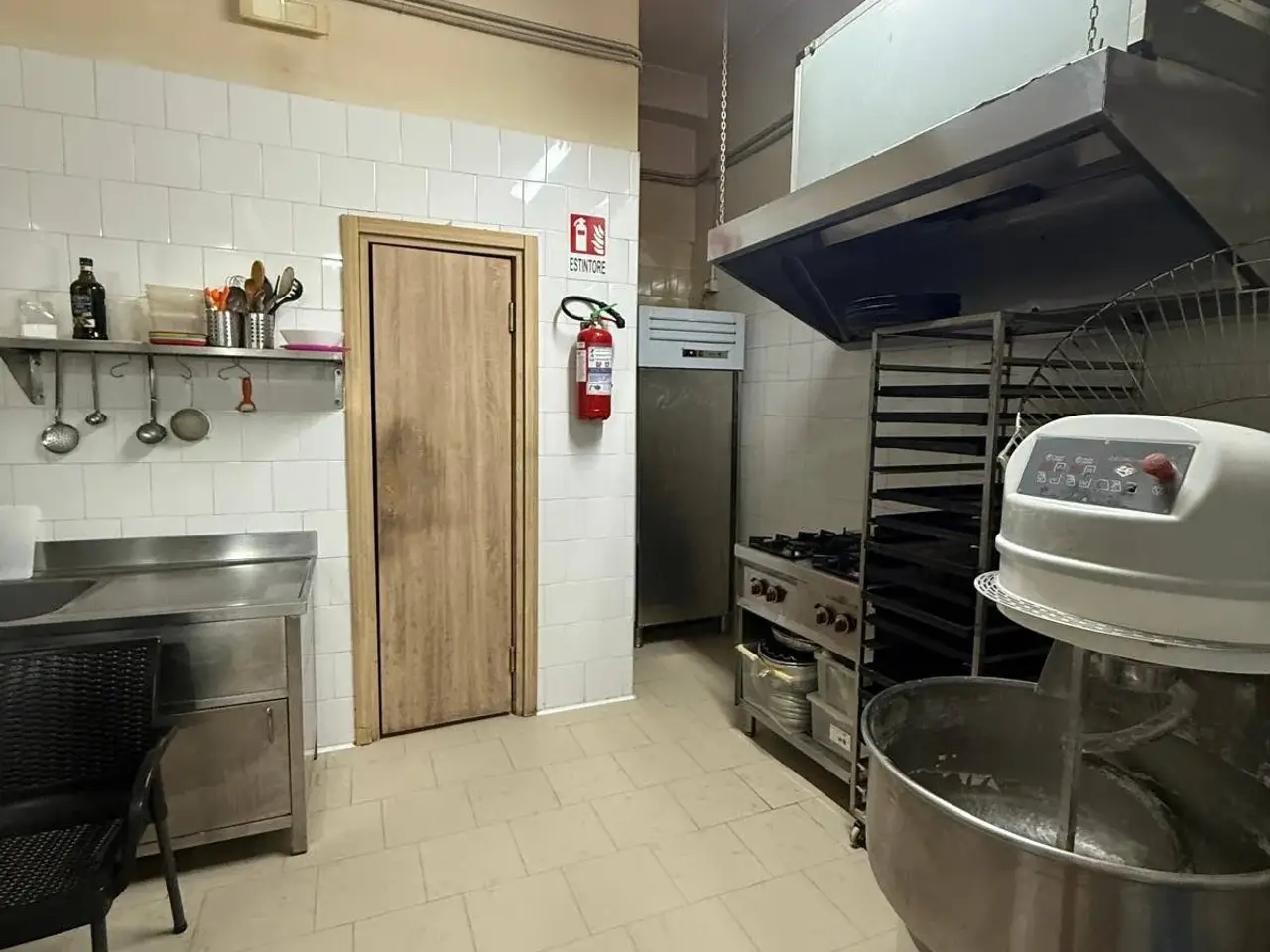 Esercizio commerciale in Via Giacomo Leopardi, Napoli, {3} - Foto 1