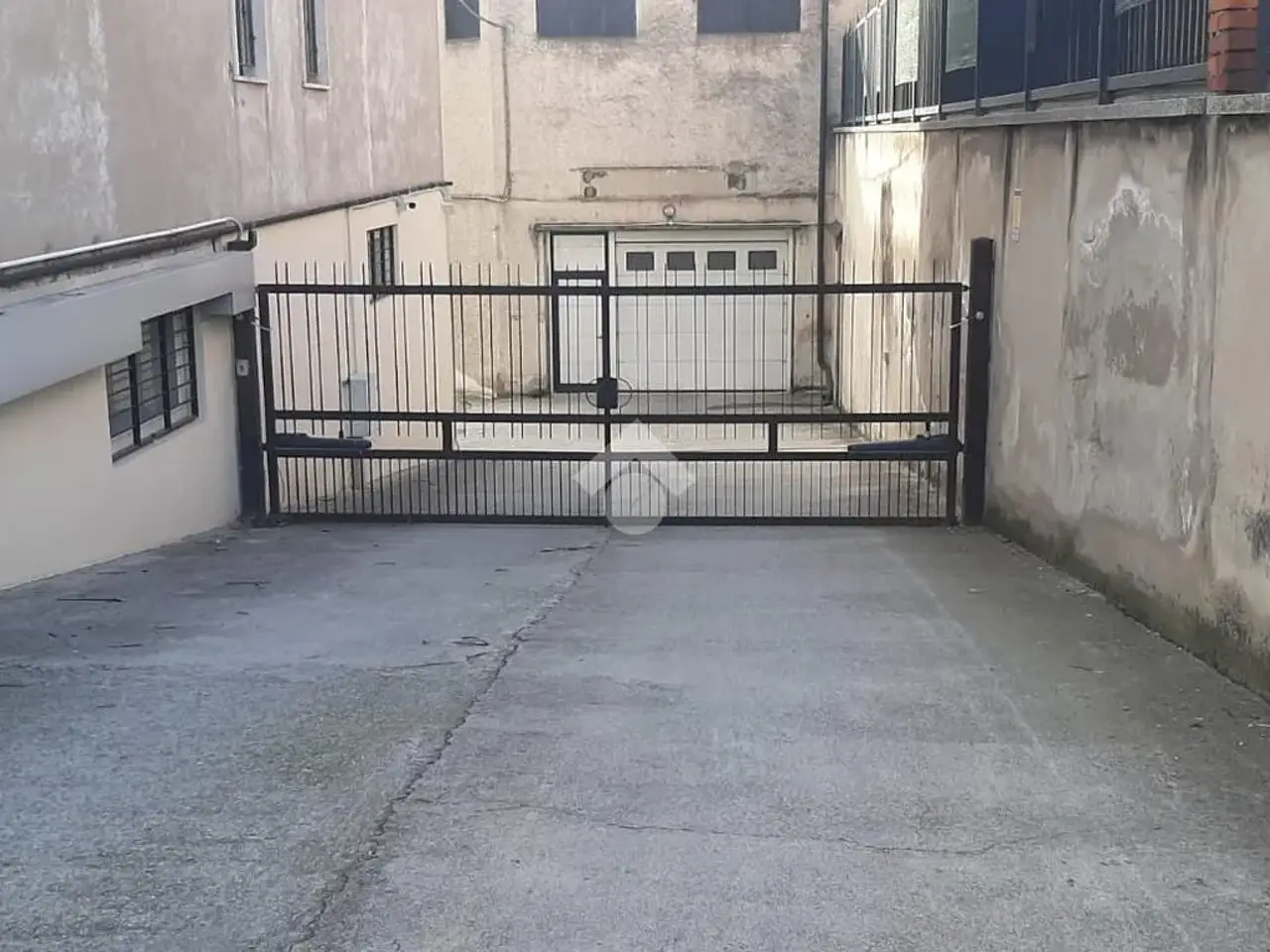 Magazzino in Via Fura 103, Brescia, {3} - Foto 1