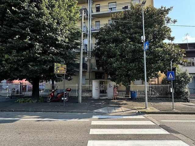 2-room flat in Via Sempione 72, Pogliano Milanese - Photo 1