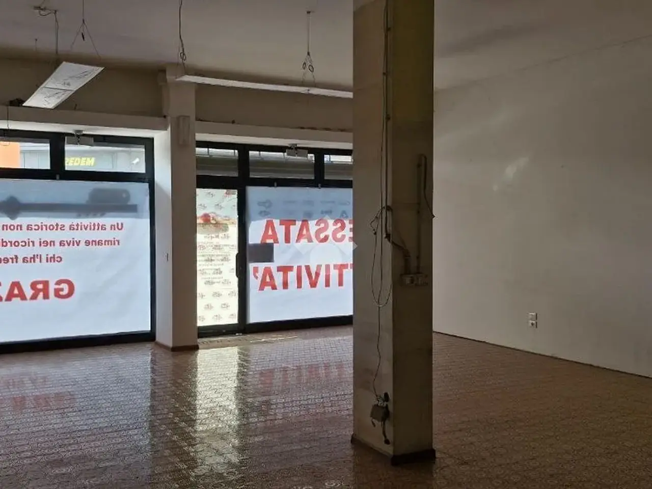 Negozio in Via Amerigo Vespucci, Conegliano, {3} - Foto 1