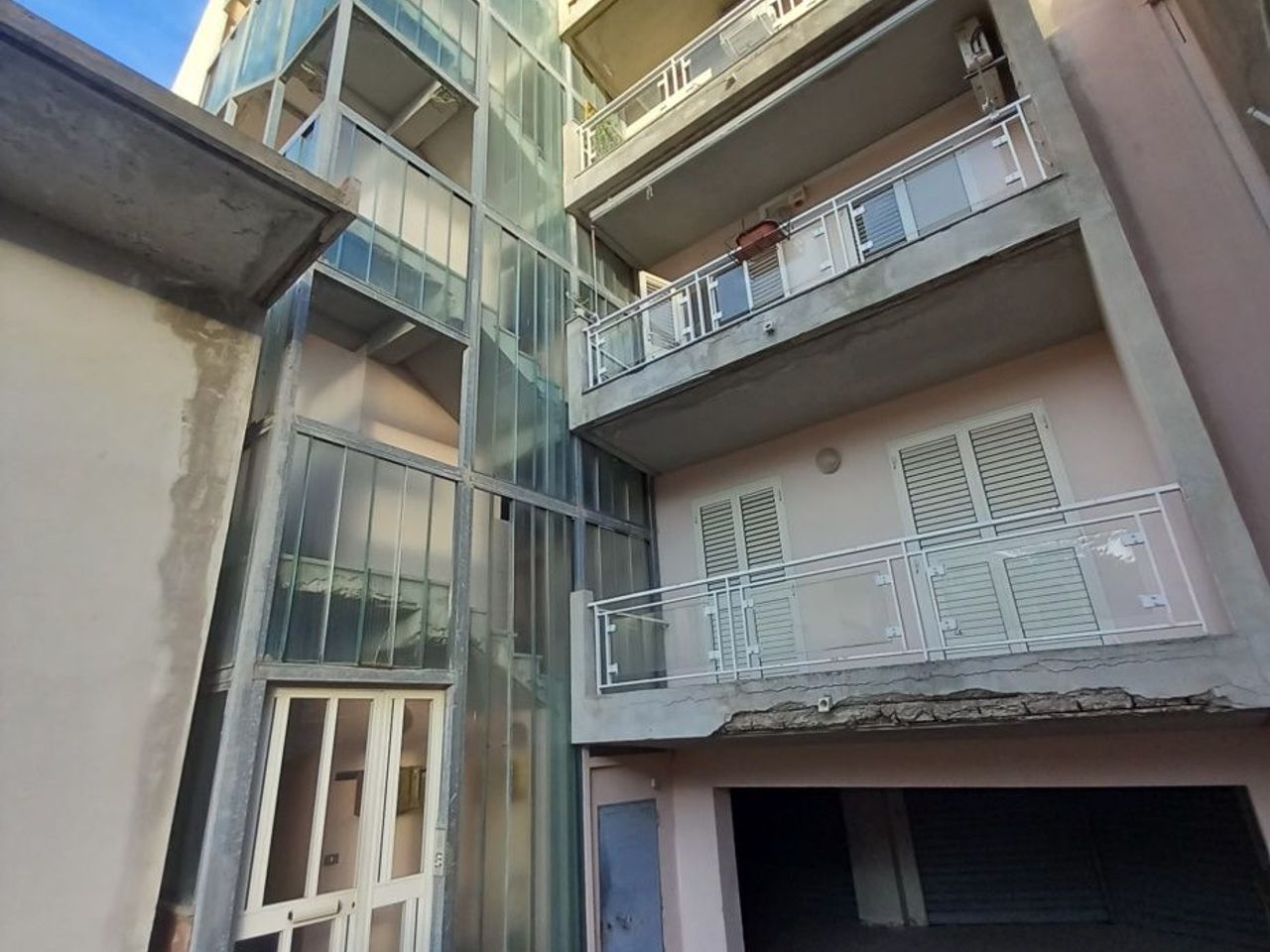 Magazzino in Mili San Marco 38, Messina, {3} - Foto 1