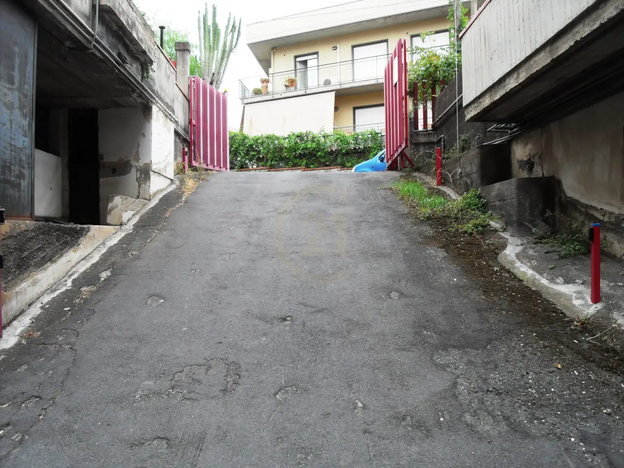 Parcheggio chiuso in Via Simeto 10, Gravina Di Catania, {3} - Foto 2