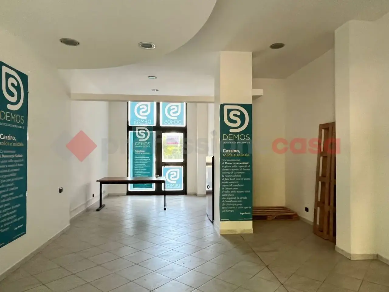 Negozio in Via Segni Snc, Cassino, {3} - Foto 1