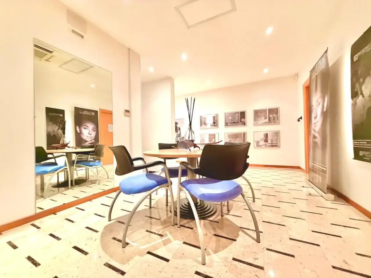 Palazzina commerciale in S.S. per Alessandria 33 33, Tortona, {3} - Foto 2