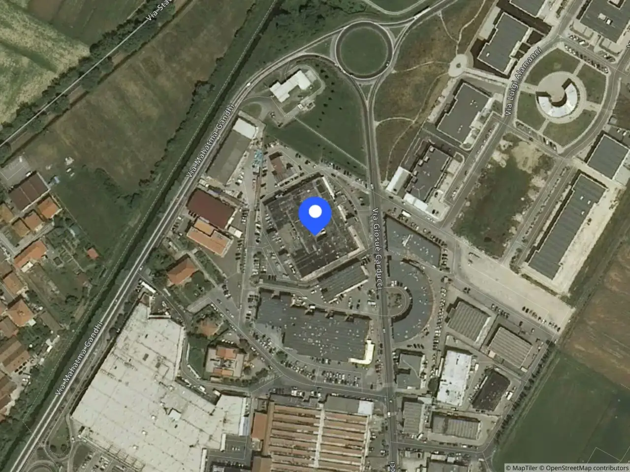 Fabbricato misto in Via Giosuè Carducci, 56010 Ghezzano Pi, Italia 56010, San Giuliano Terme, {3} - Foto 1