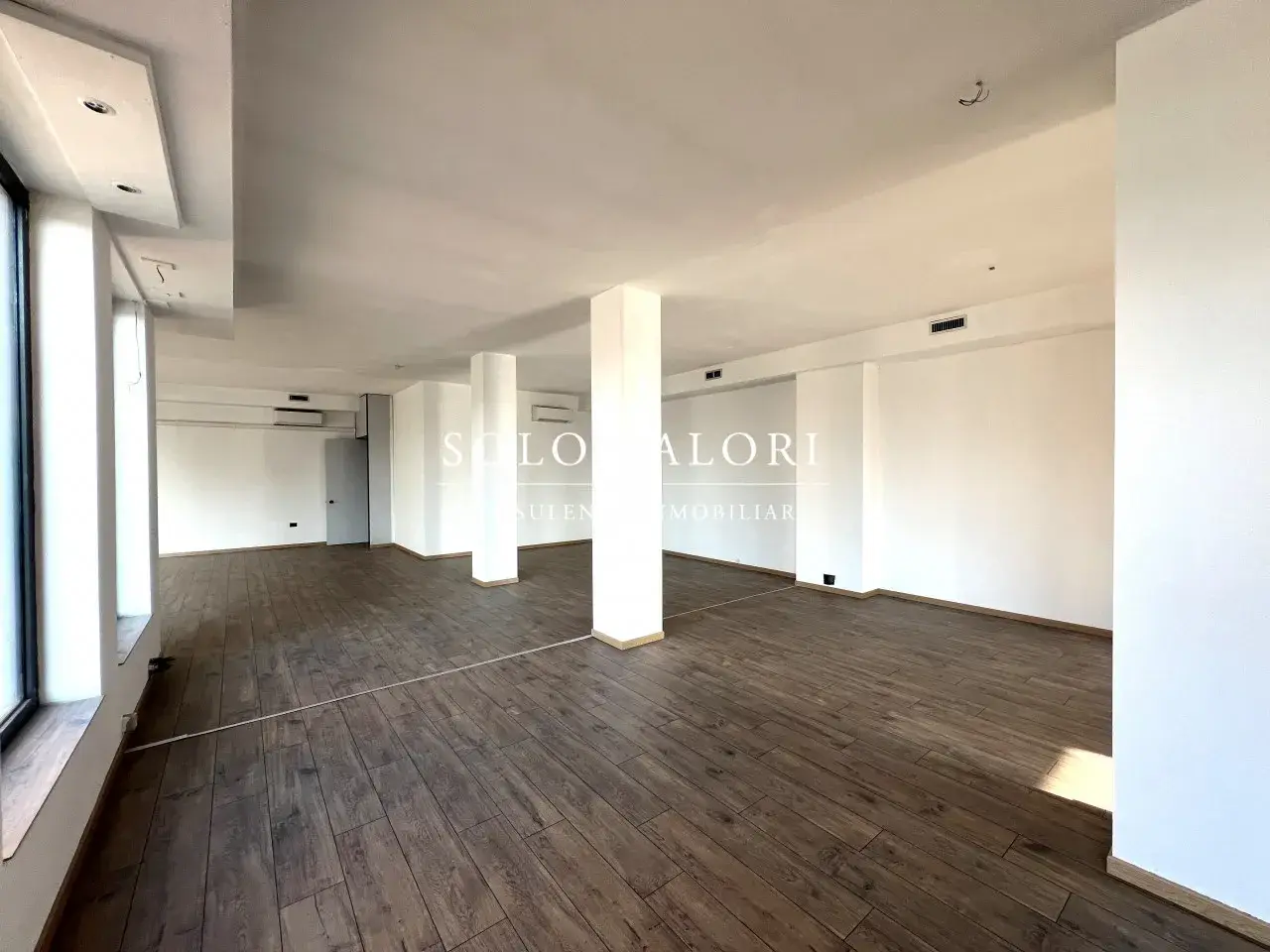 Negozio in , Castelfranco Veneto, {3} - Foto 2