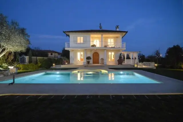 Villa in a Vaiana 69, Pietrasanta - Foto 1