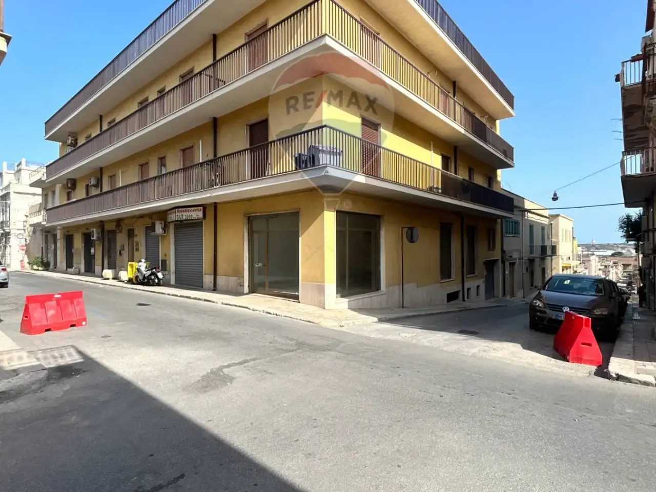 Negozio in Via Ferrucci 117, Pachino, {3} - Foto 1