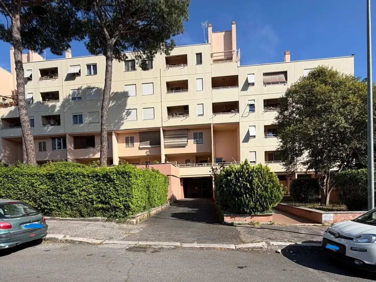 Parcheggio chiuso in Via Amico Aspertini, Roma, {3} - Foto 1