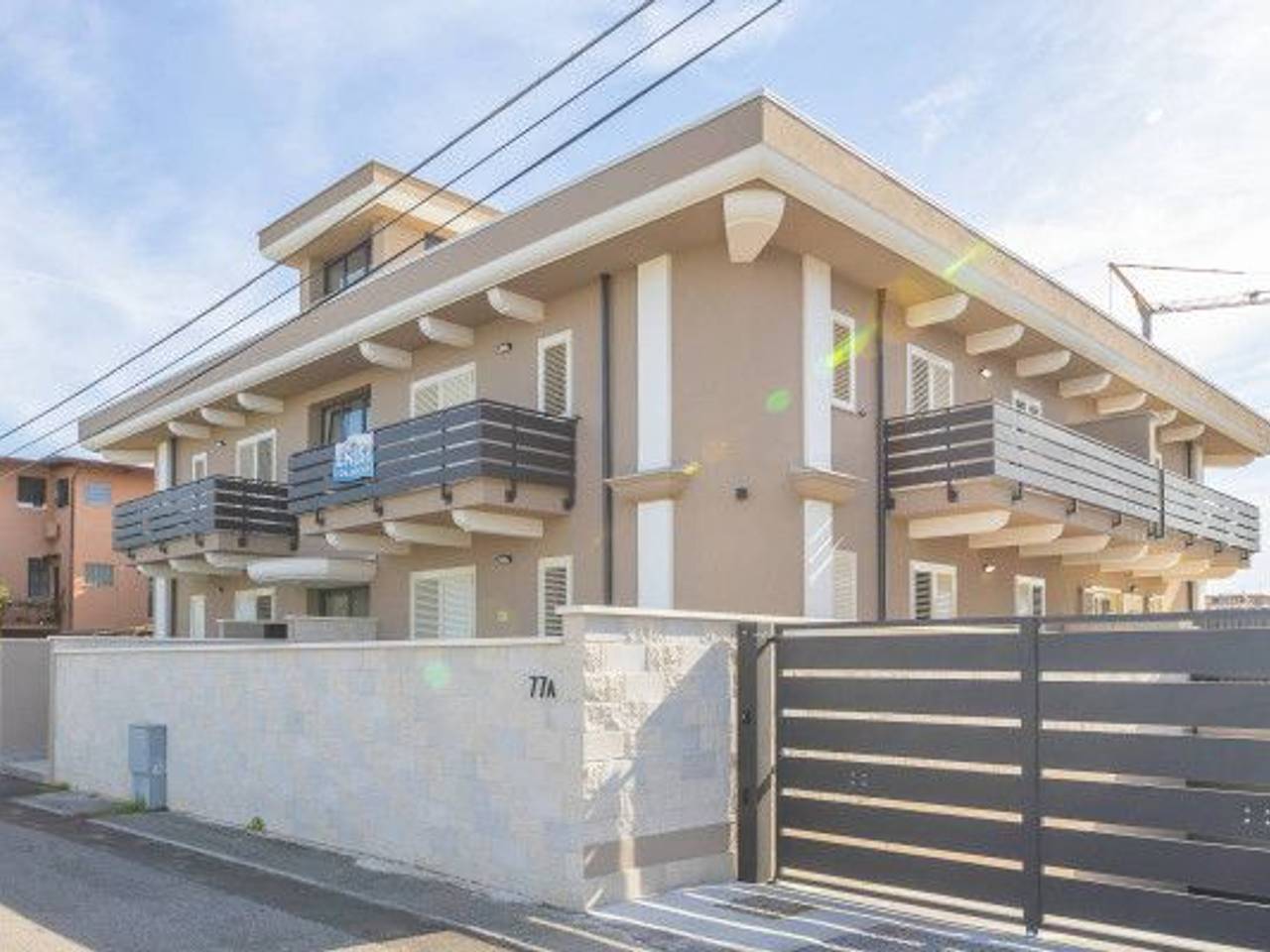 immagine annuncio 1 di 15