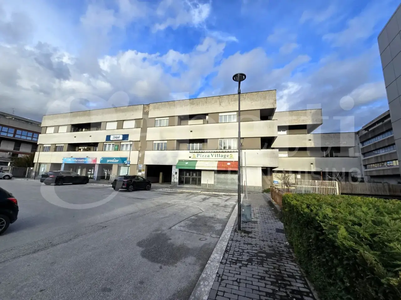 Negozio in Via Umbria 170, Isernia, {3} - Foto 1