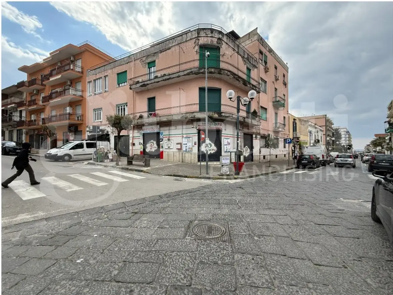 Negozio in Via Antonio d'Auria Snc, Sant'Anastasia, {3} - Foto 1