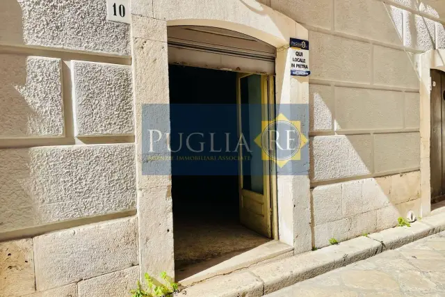 Magazzino in Via Luigi dell'Erba 10, Castellana Grotte - Foto 1