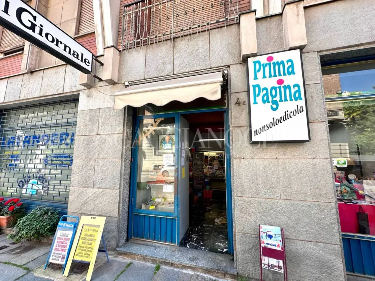 Locale commerciale in Via Bengasi 4, Biella, {3} - Foto 1