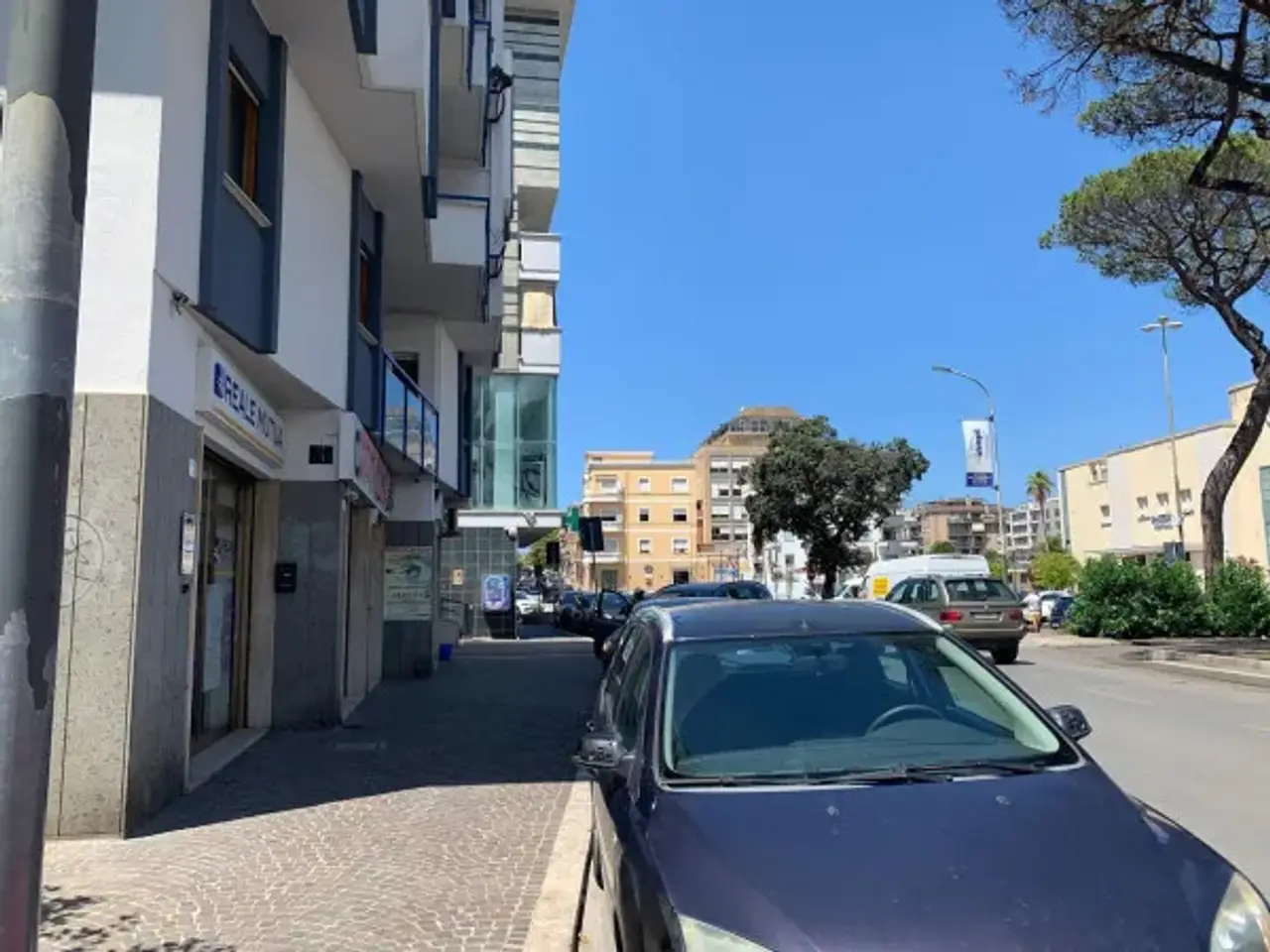 Negozio in Via Ennio Visca 22, Nettuno, {3} - Foto 2