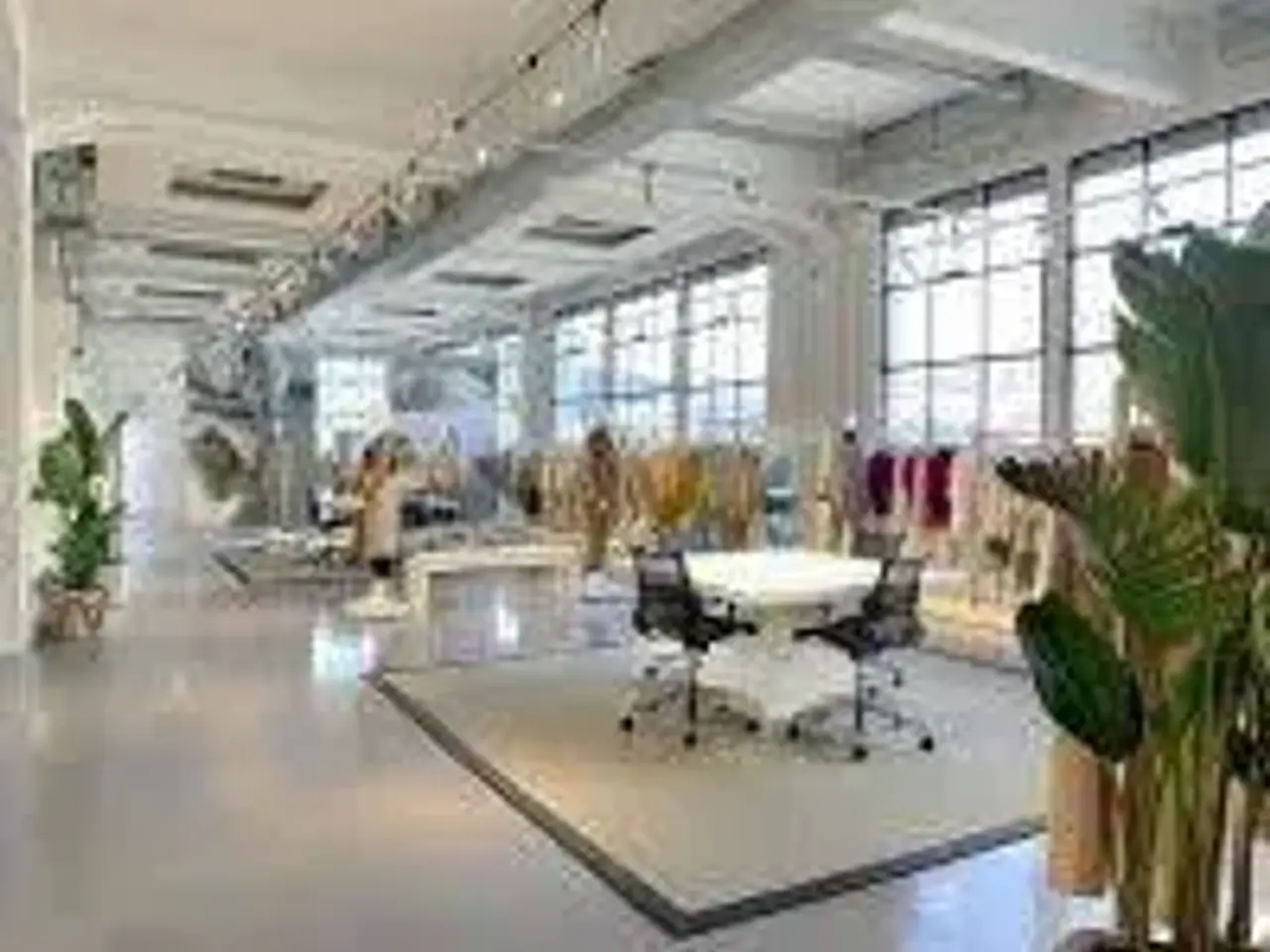 Locale commerciale in Piazza Tirana, Milano, Milano, Milano, {3} - Foto 1