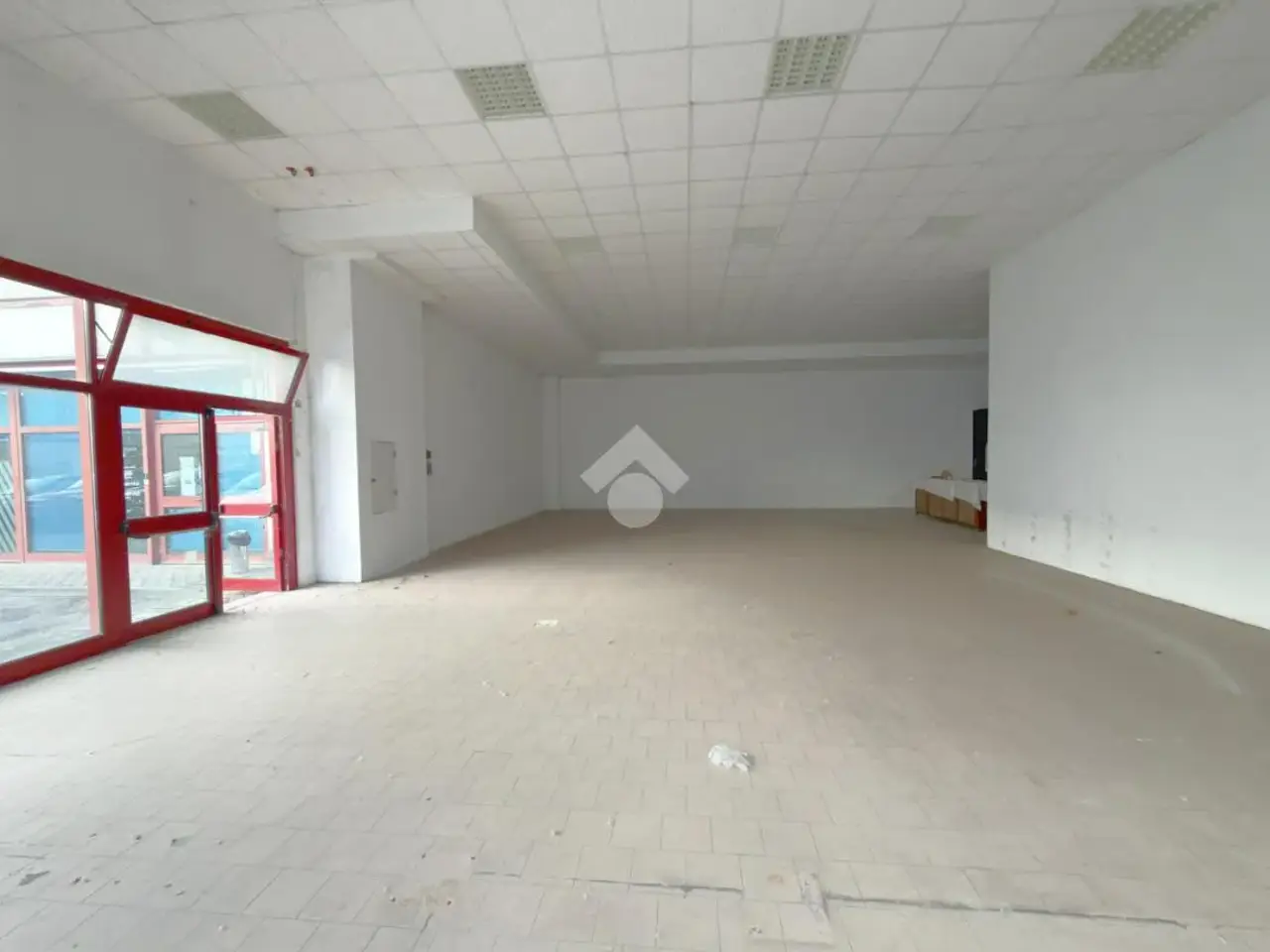 Magazzino in Corso Vercelli 332, Ivrea, {3} - Foto 2