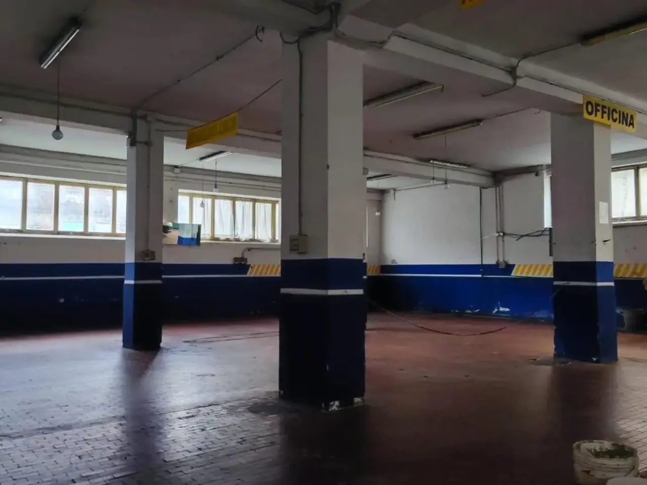 Laboratorio in , Carrara, {3} - Foto 1