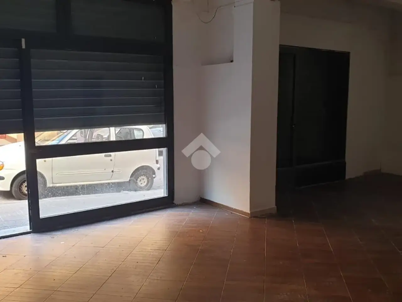 Negozio in Via Grazia Deledda 54, Sassari, {3} - Foto 2