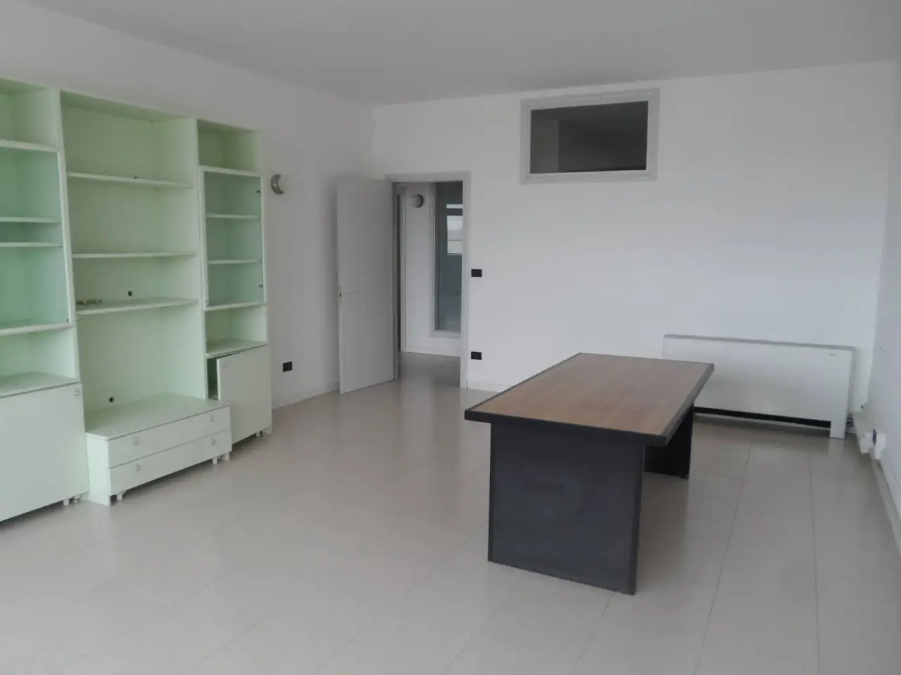 Ufficio in Via Pomezia, San Benedetto Del Tronto, {3} - Foto 1