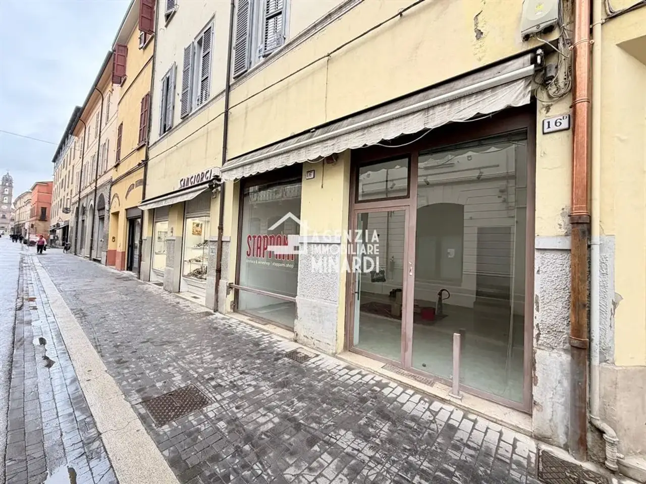 Negozio in Corso Garibaldi 16, Faenza, {3} - Foto 1