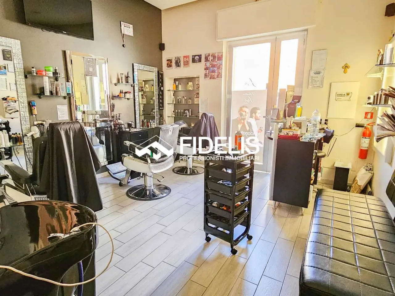 Negozio in Via Monteverdi 89, Andria, {3} - Foto 1