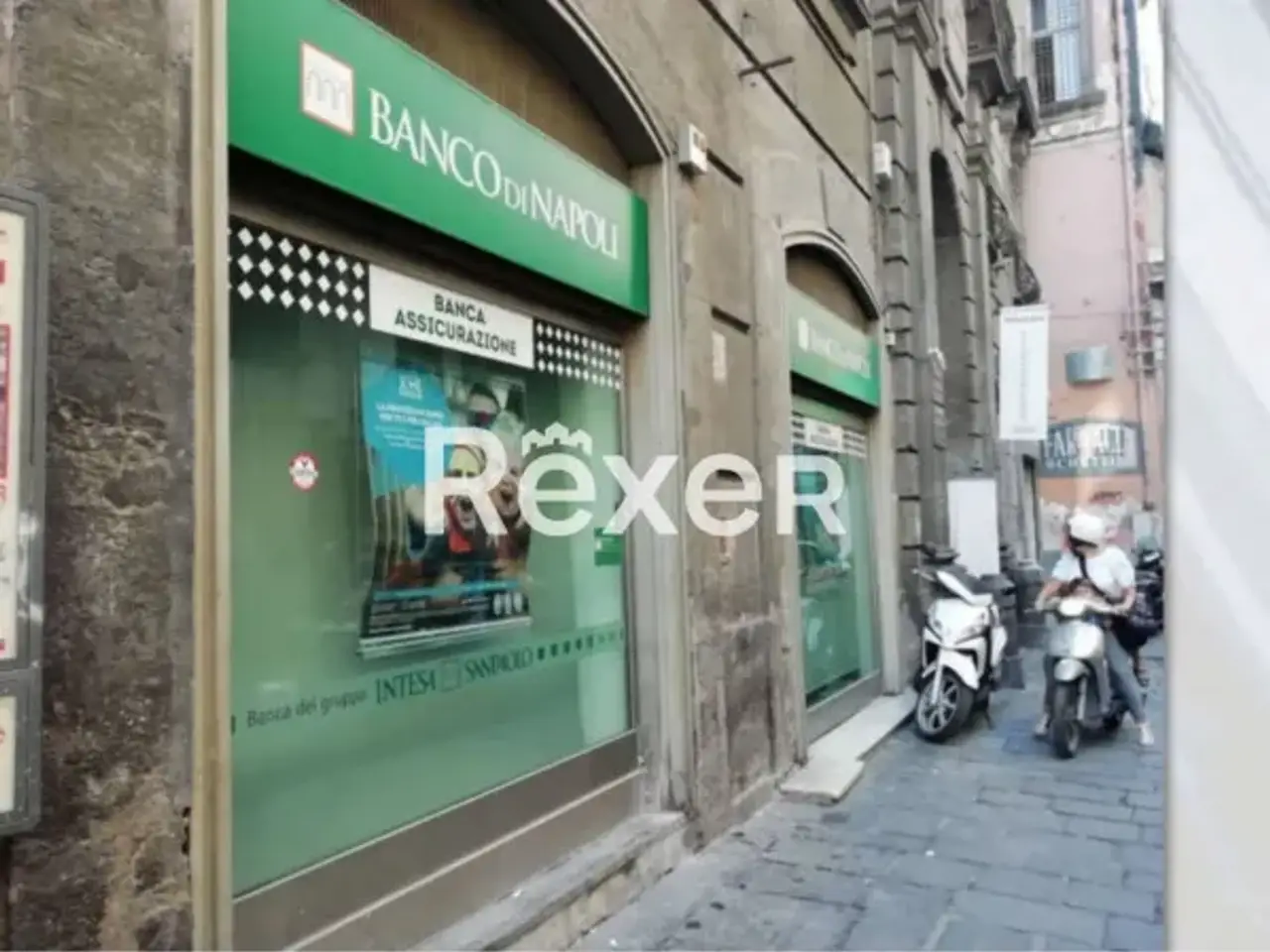 Ufficio in Via Tribunali 207 207, Napoli, {3} - Foto 2