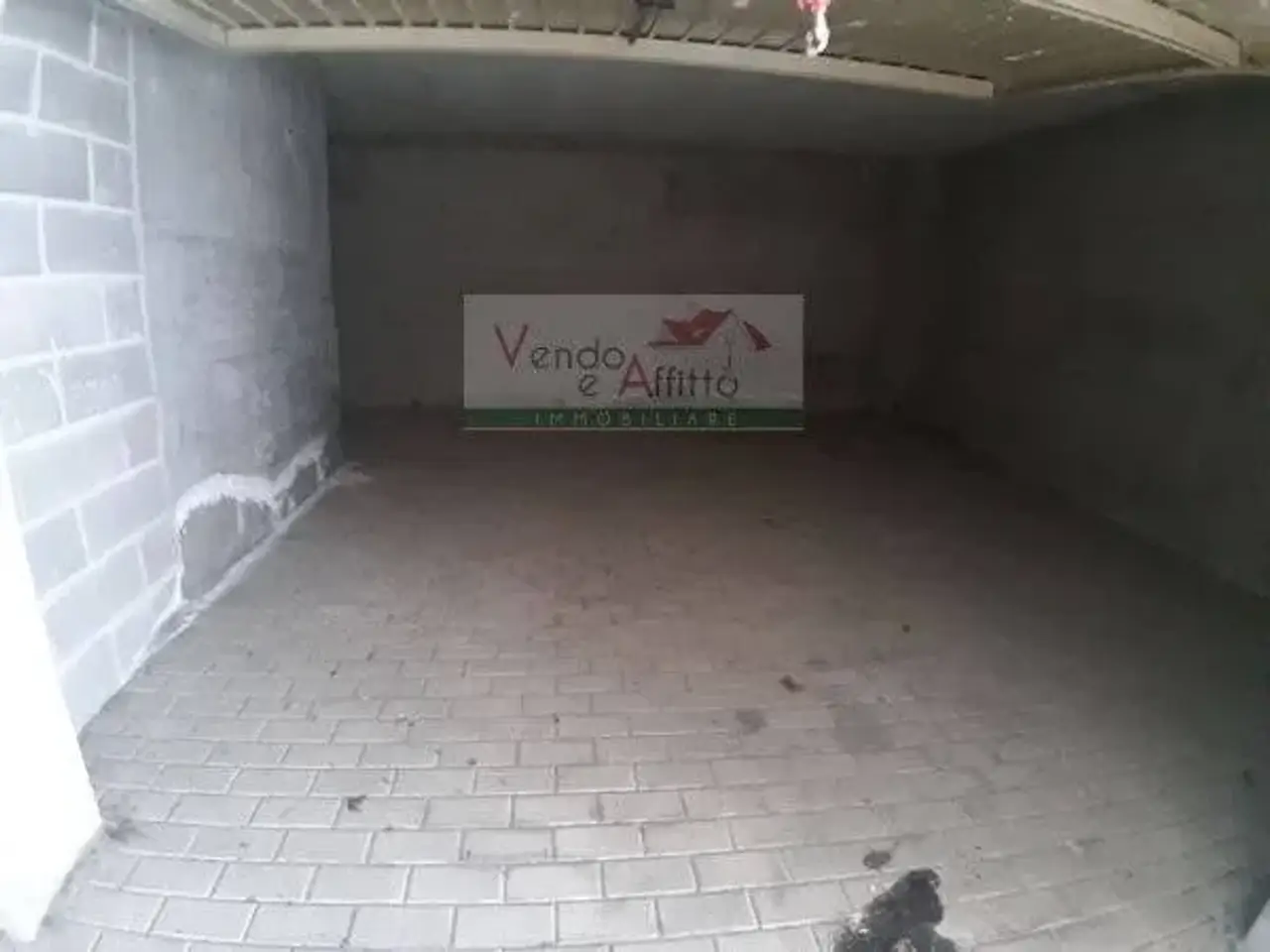 Parcheggio chiuso in Via Località Buonanotte, Vasto, {3} - Foto 1