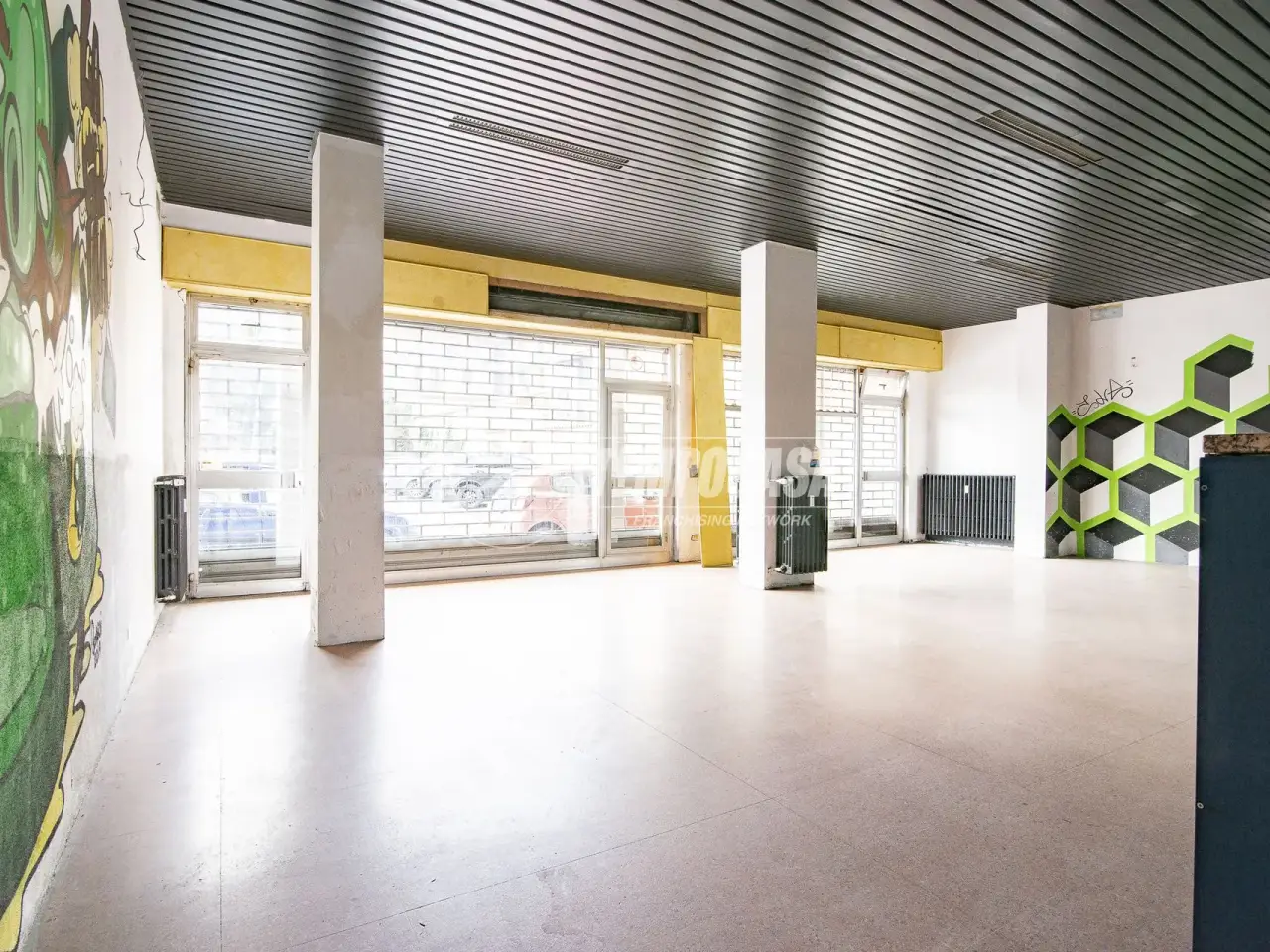 Negozio in Via XXV Aprile, Brignano Gera D'Adda, {3} - Foto 1