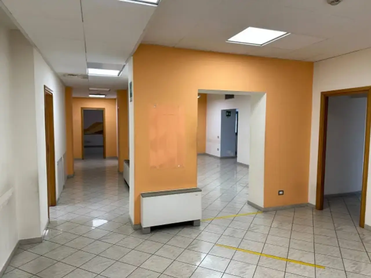 Ufficio in Corso Cento Cannoni, Alessandria, {3} - Foto 1