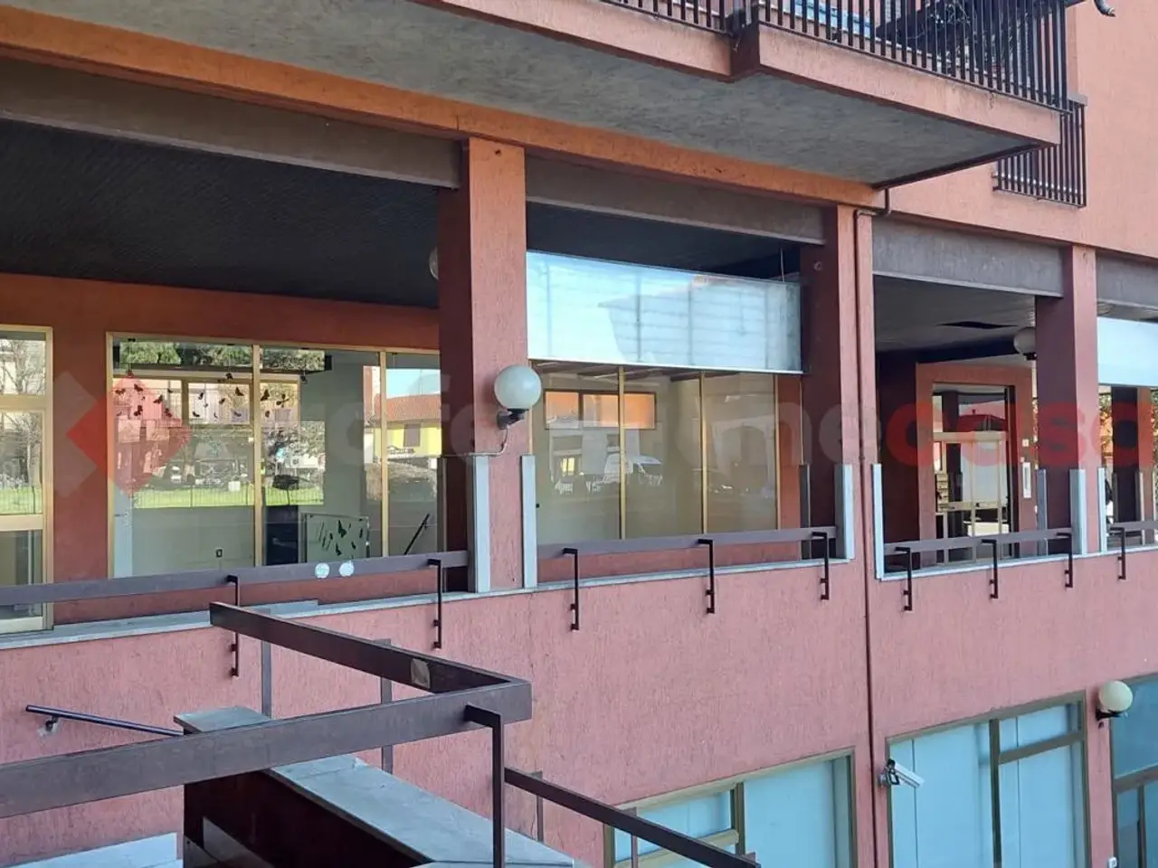 Negozio in Piazza Europa 1, San Vittore Olona, {3} - Foto 2