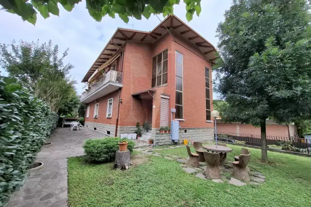 Mansion in Via Carlo Jussi, San Lazzaro di Savena - Photo 1