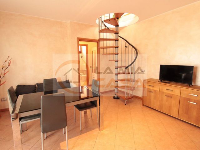 4-room flat in Via Vittorio Emanuele II, Legnaro - Photo 1