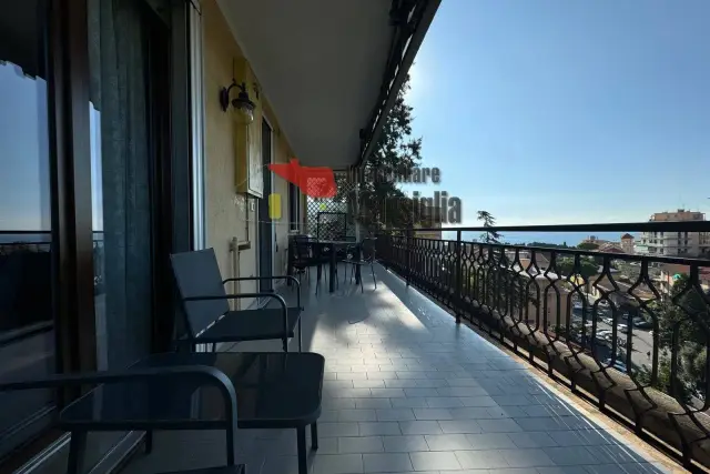 2-room flat in Strada Privata Vallarino 90, Sanremo - Photo 1