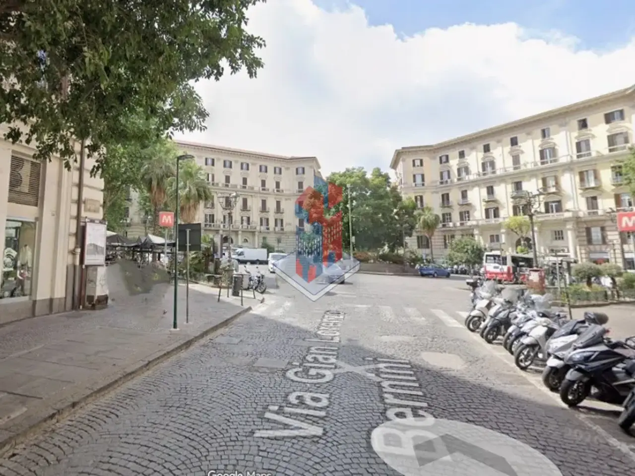 Negozio in Via Bernini (50 Mt. da Piazza Vanvitelli), Napoli, {3} - Foto 1