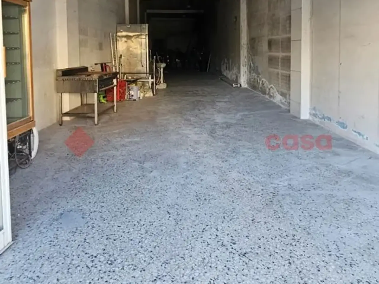 Magazzino in Viale Crotone  19, Catanzaro, {3} - Foto 2