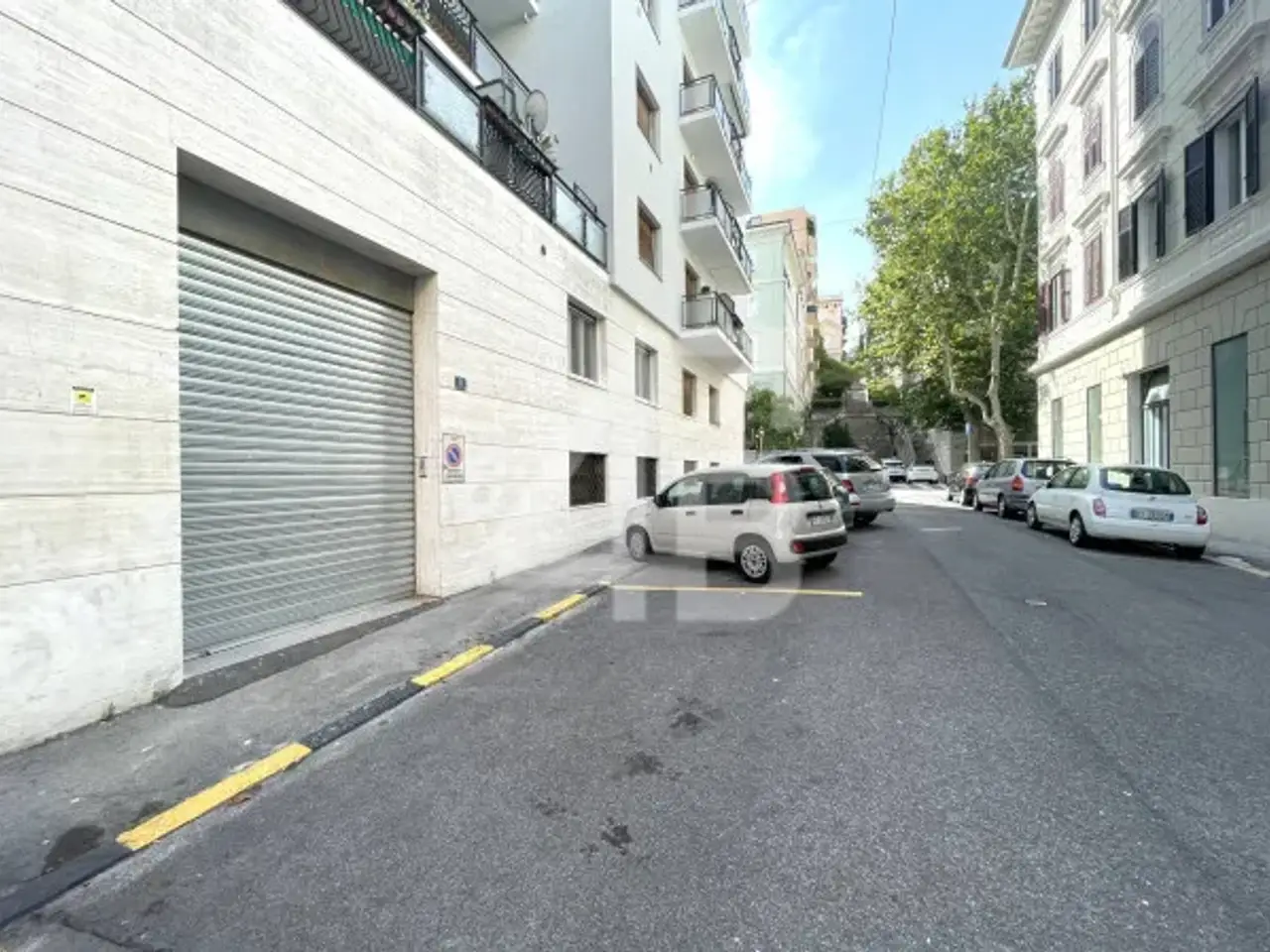 Magazzino in Via Ireneo della Croce 8, Trieste, {3} - Foto 2